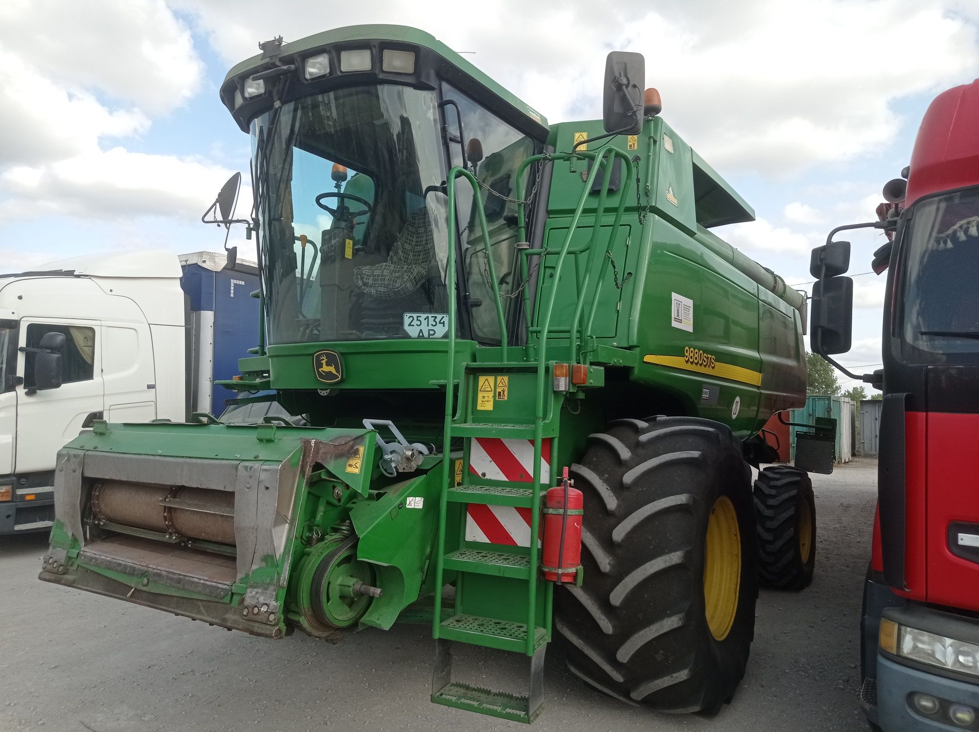 Комбайн Джон Дир StS 9880