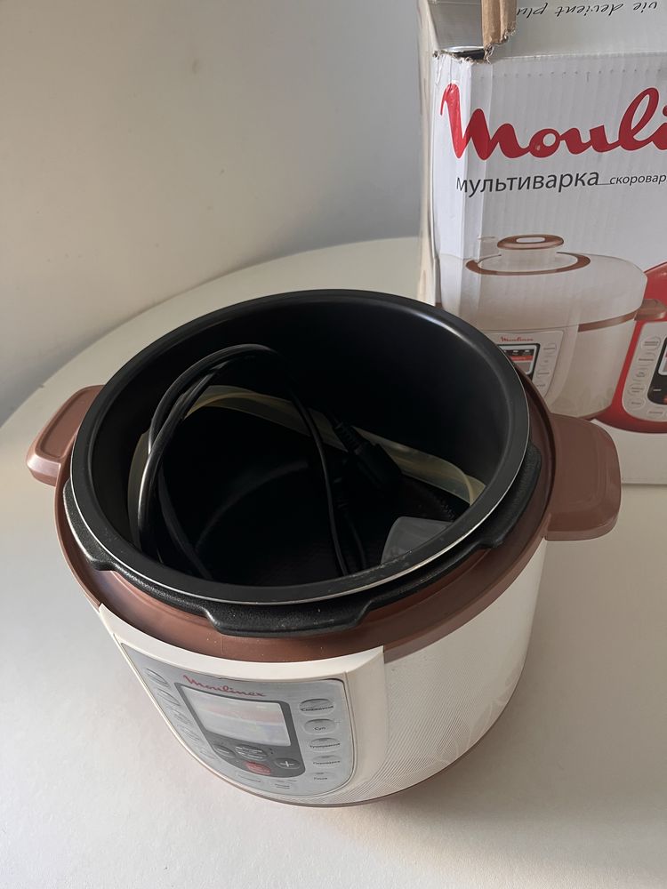 Продам мультиварку-скороварку Moulinex