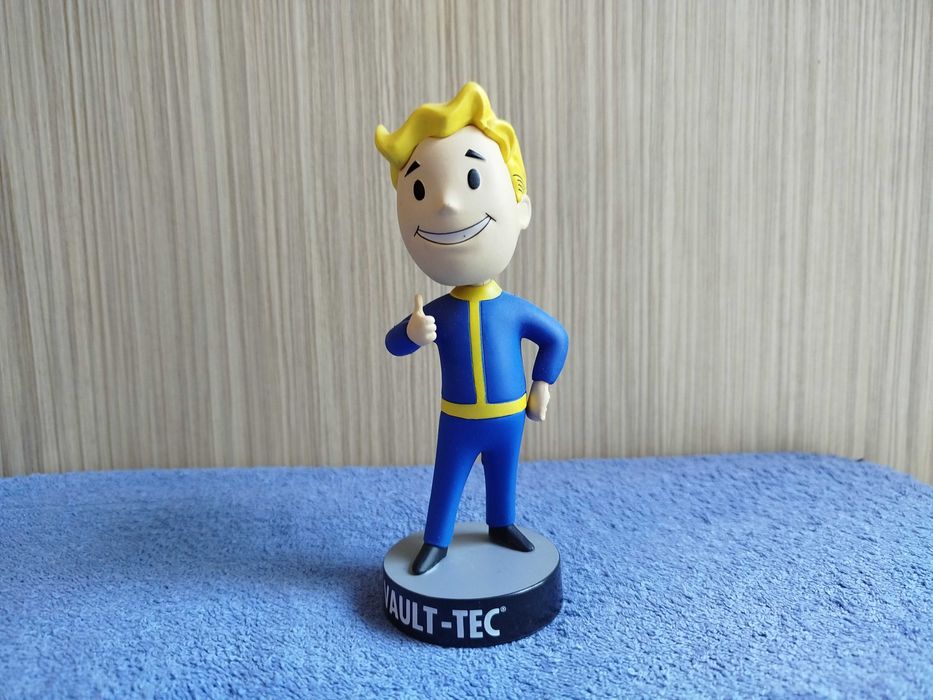 Фігурка Fallout Vault Boy Charisma Bobblehead 111
