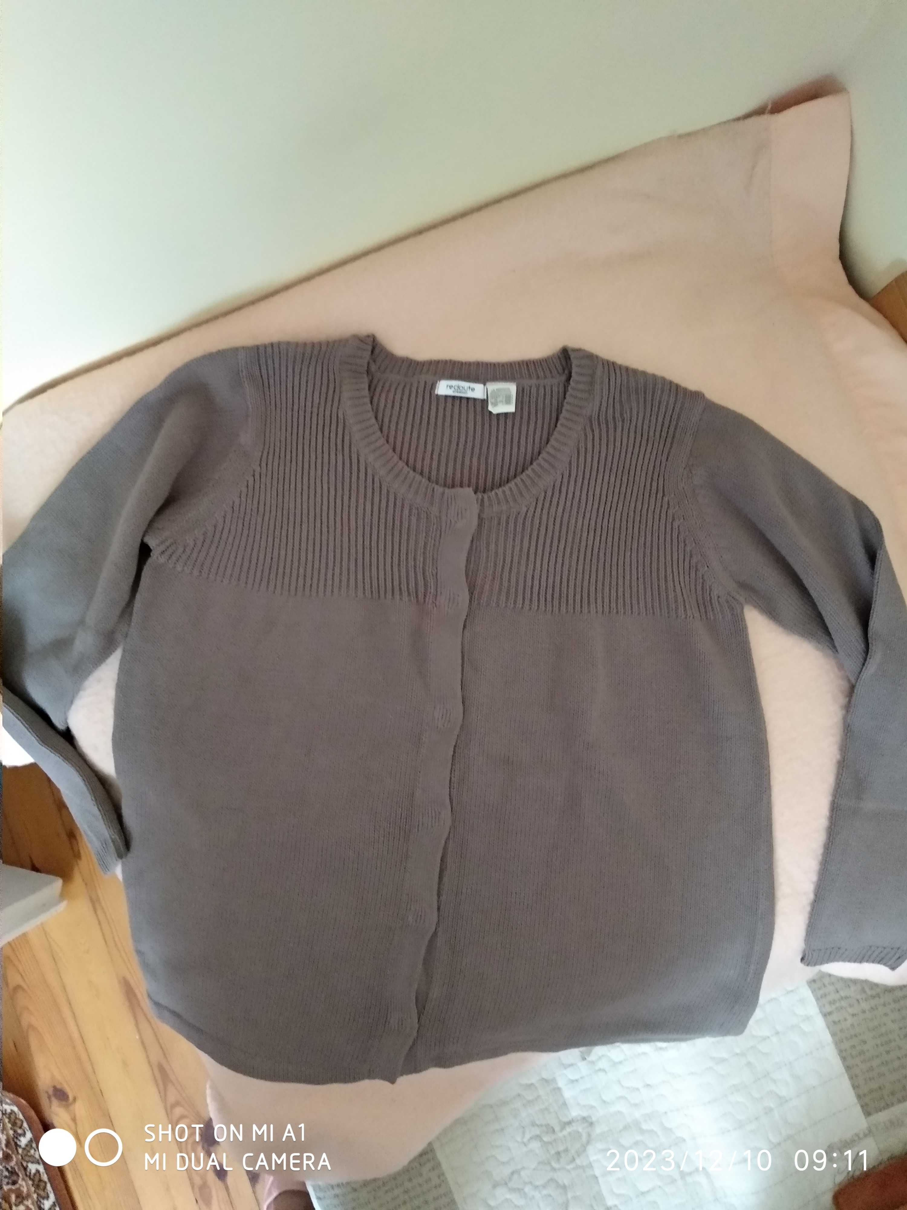 Sweter damski prosty do bioder r-50-52