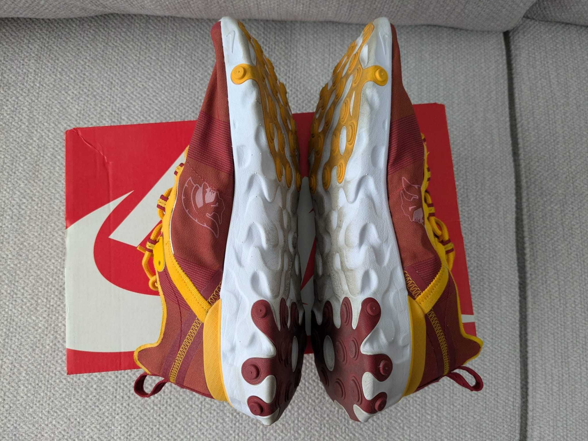 Sapatilhas NIKE REACK ELEMENTS 55 USC homem 43