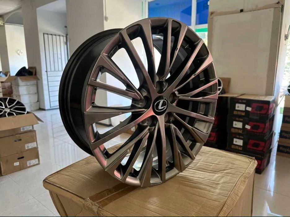 Нові диски R18 5*114.3 Toyota/Lexus та інші / Ковпачки на вибір