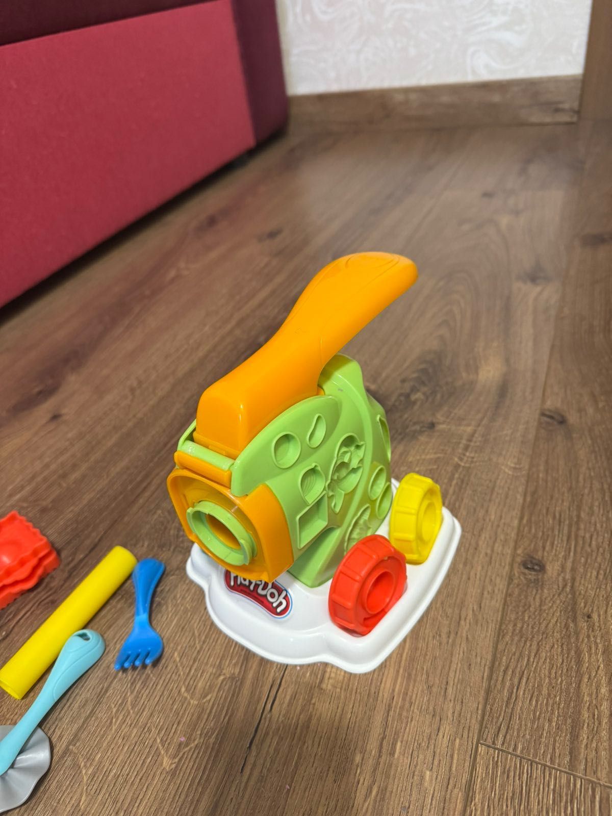 Набір машинка для лапші кухня Play doh