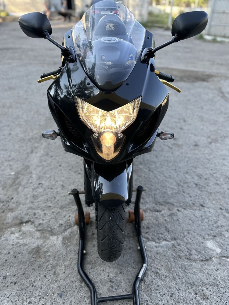 Мотоцикл Suzuki GSX-R 750 На Доках