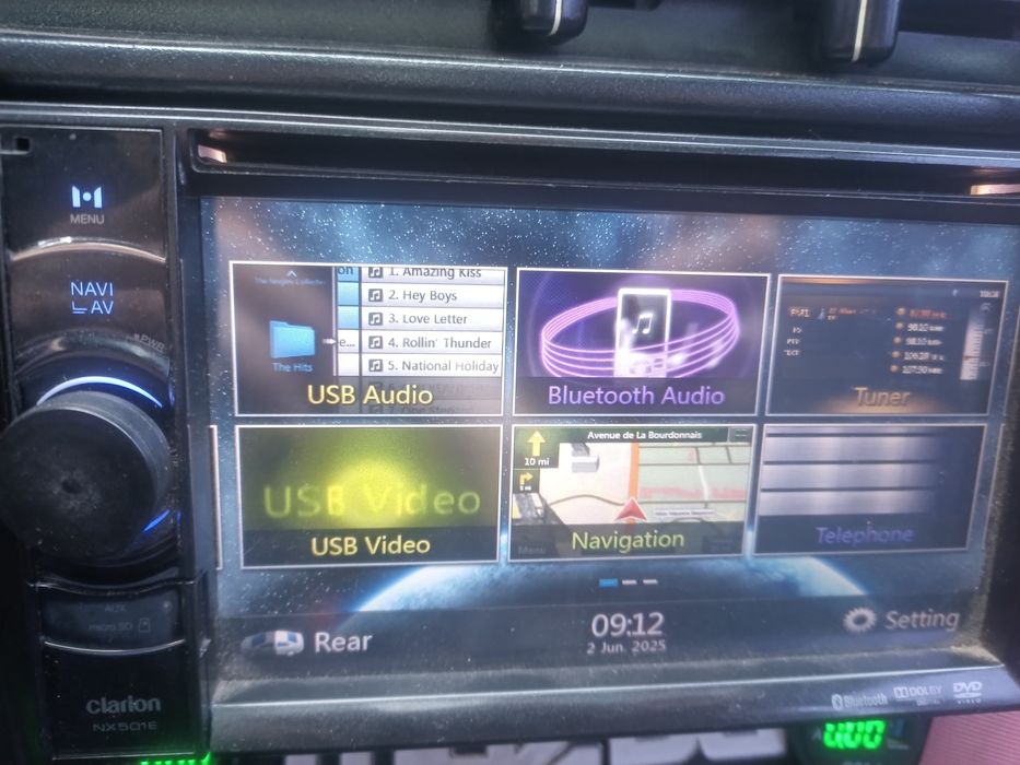 Магнитола Clarion NX501