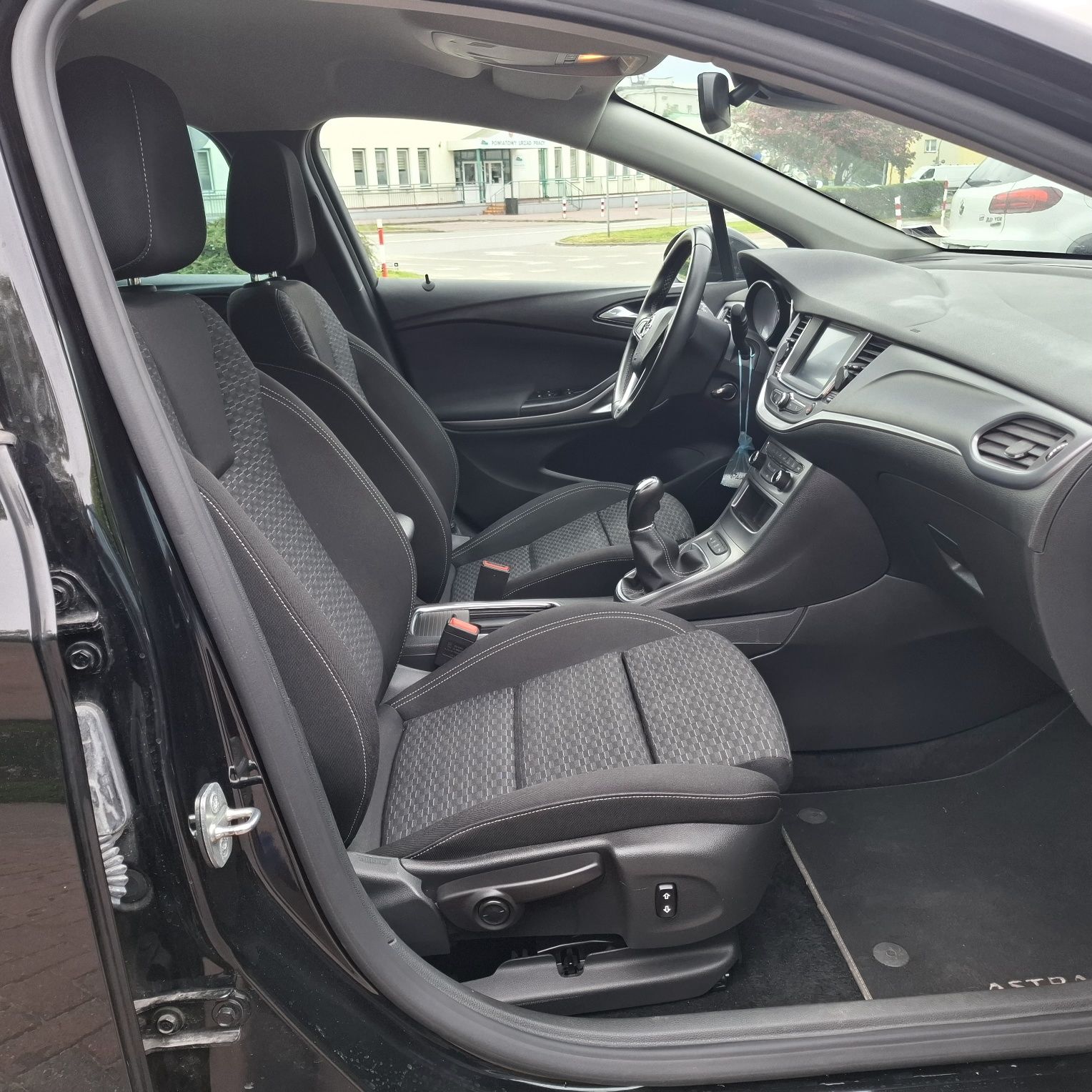 Opel Astra 1.4Turbo 150kM
