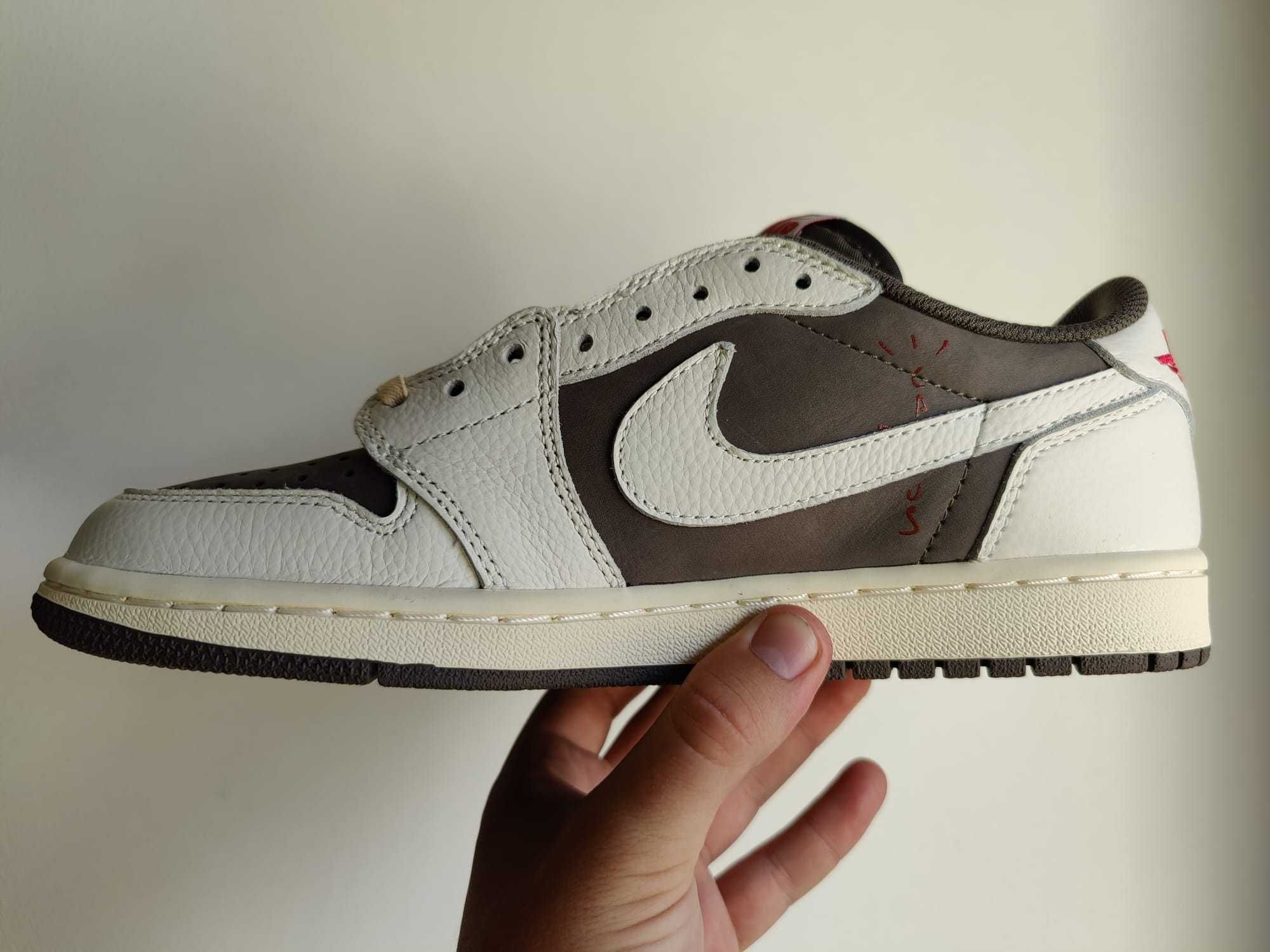 Nike Jordan 1 Low Retro Travis Scott Reverse Mocha