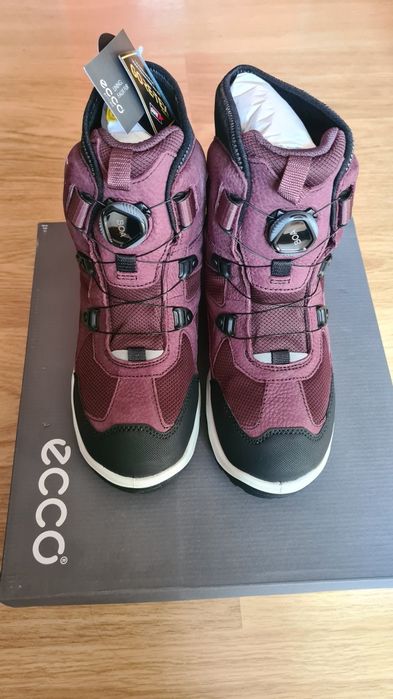 Новые зимние ботинки ecco snow mountain  36,37р с застежкой boa 38,39p