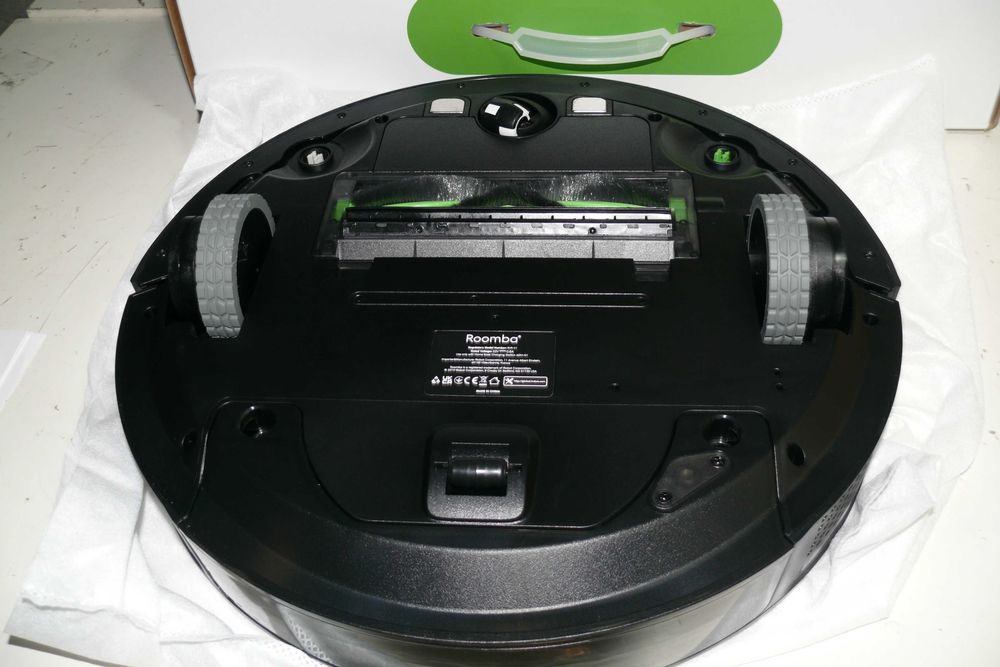 Robot Aspirador e Esfregona Roomba Combo® com ligação Wi-Fi