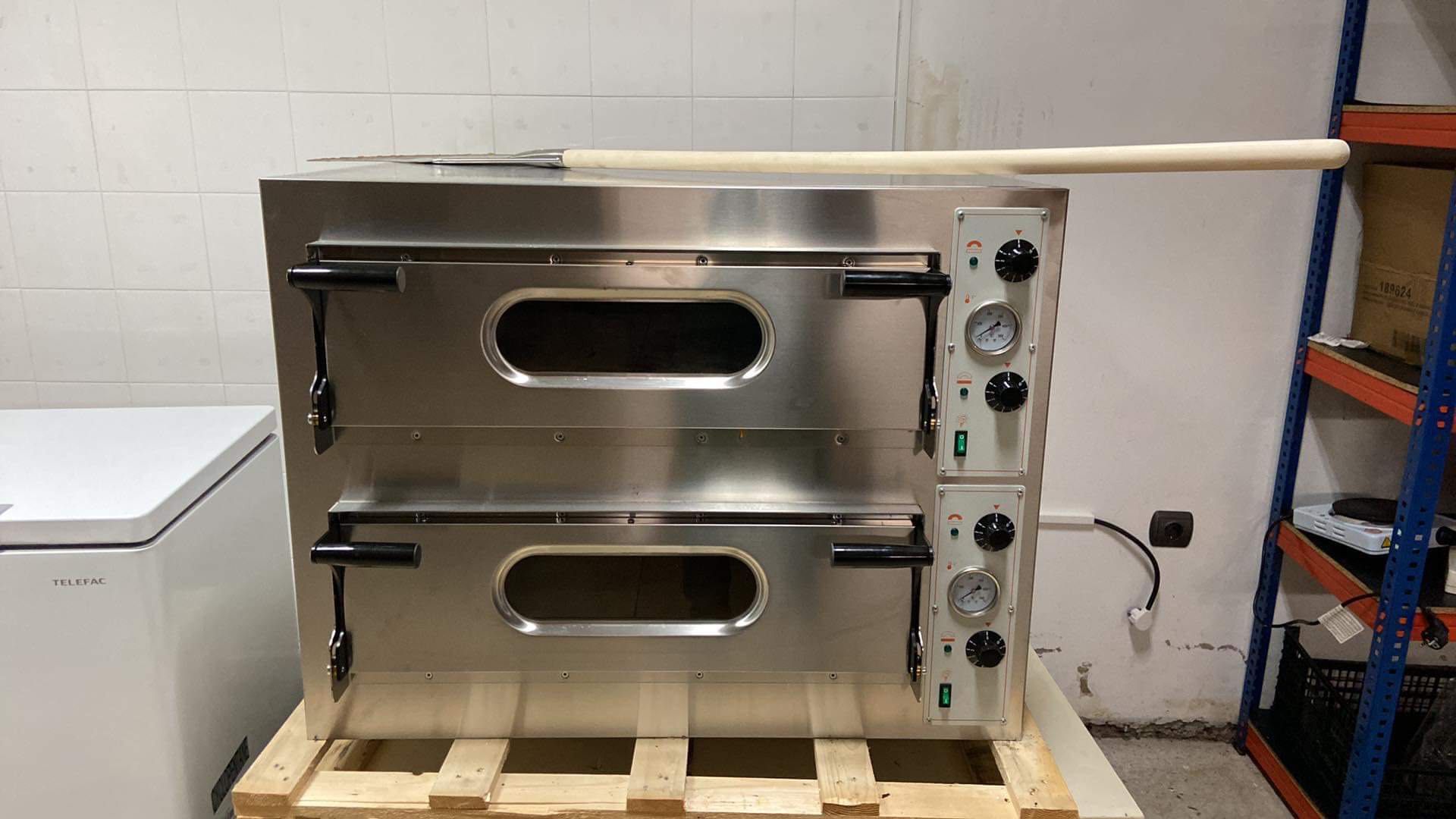 Forno de pizza 8 pizza capacity