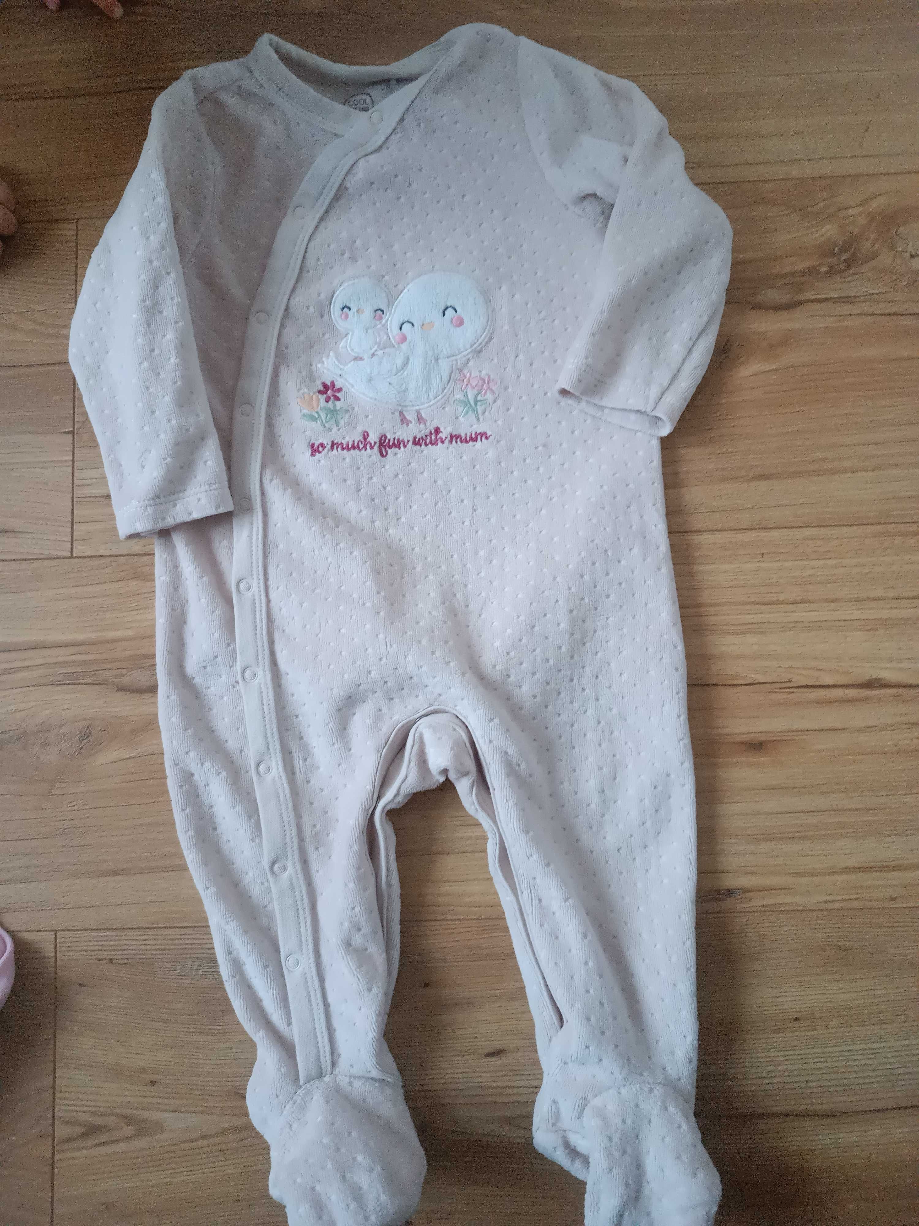 Zestaw ubranek dla dziewczynki r.74 2x pajac, 3x body