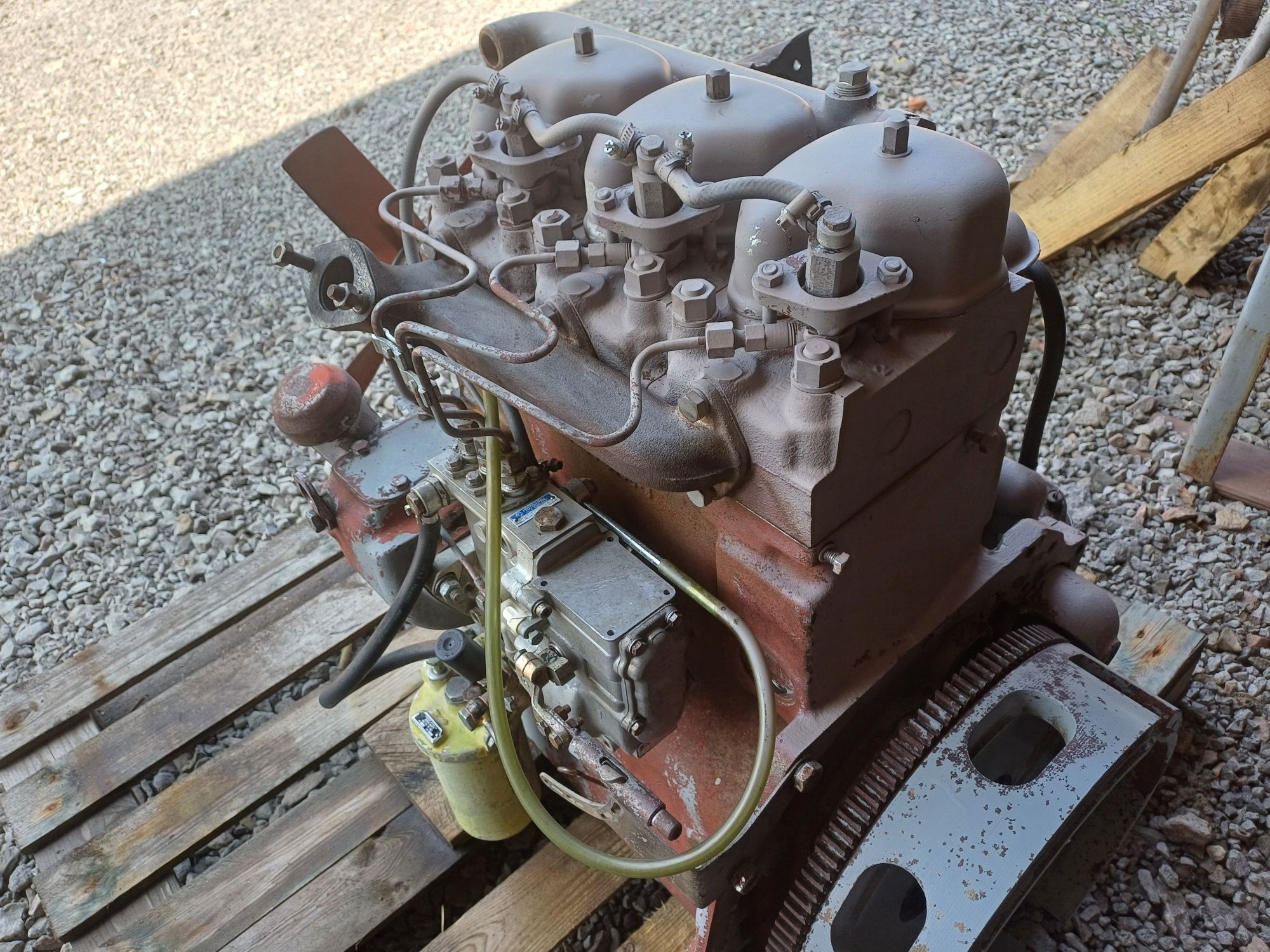 Silnik zetor ursus 5201 ,5211 ,5011