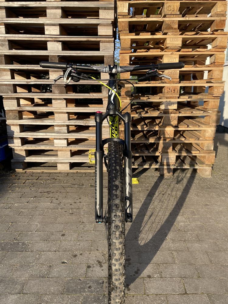 Specialized Camber 29 Rama XL