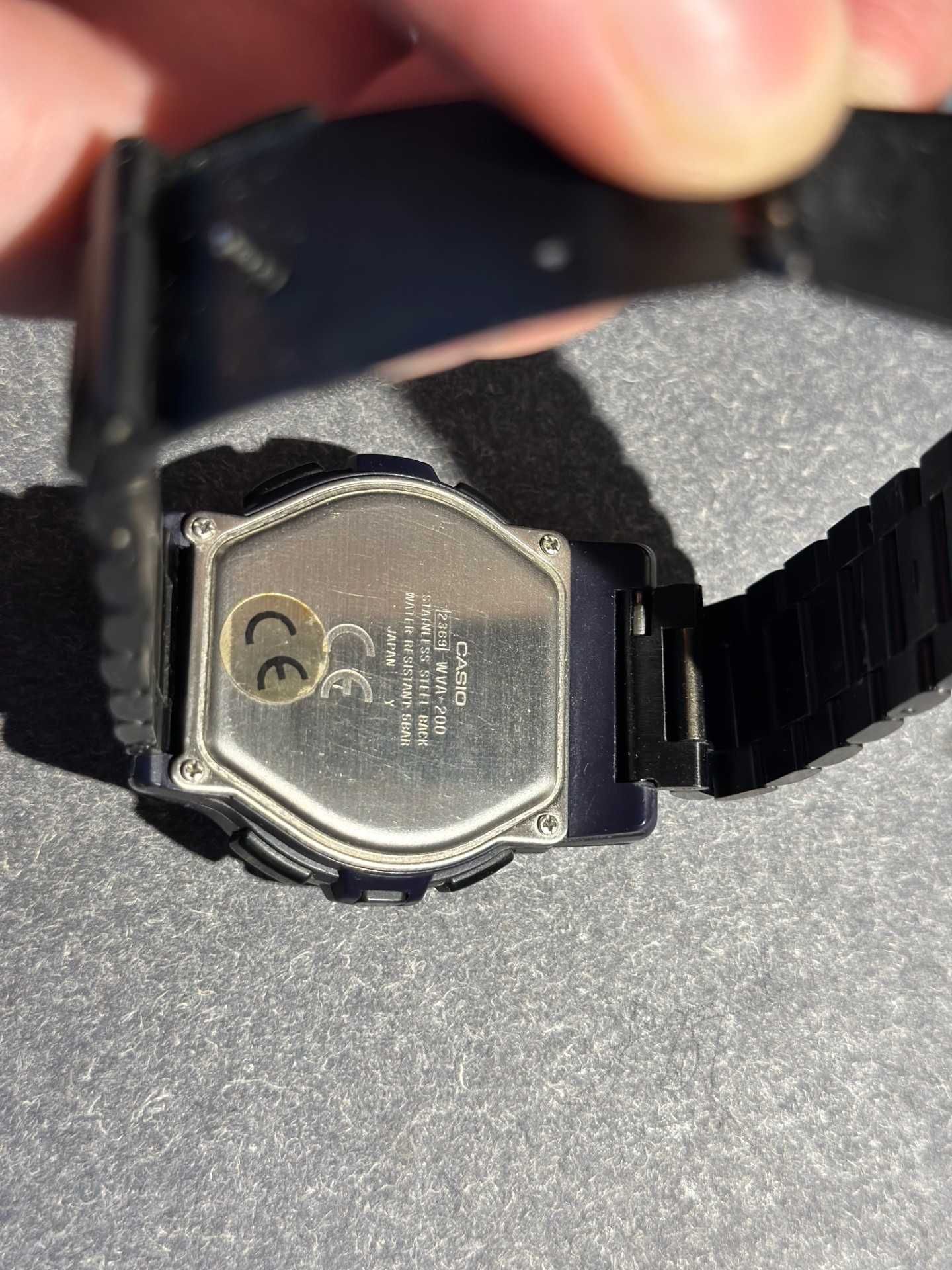 Zegarek Casio WVA-200 Twincept Waveceptor