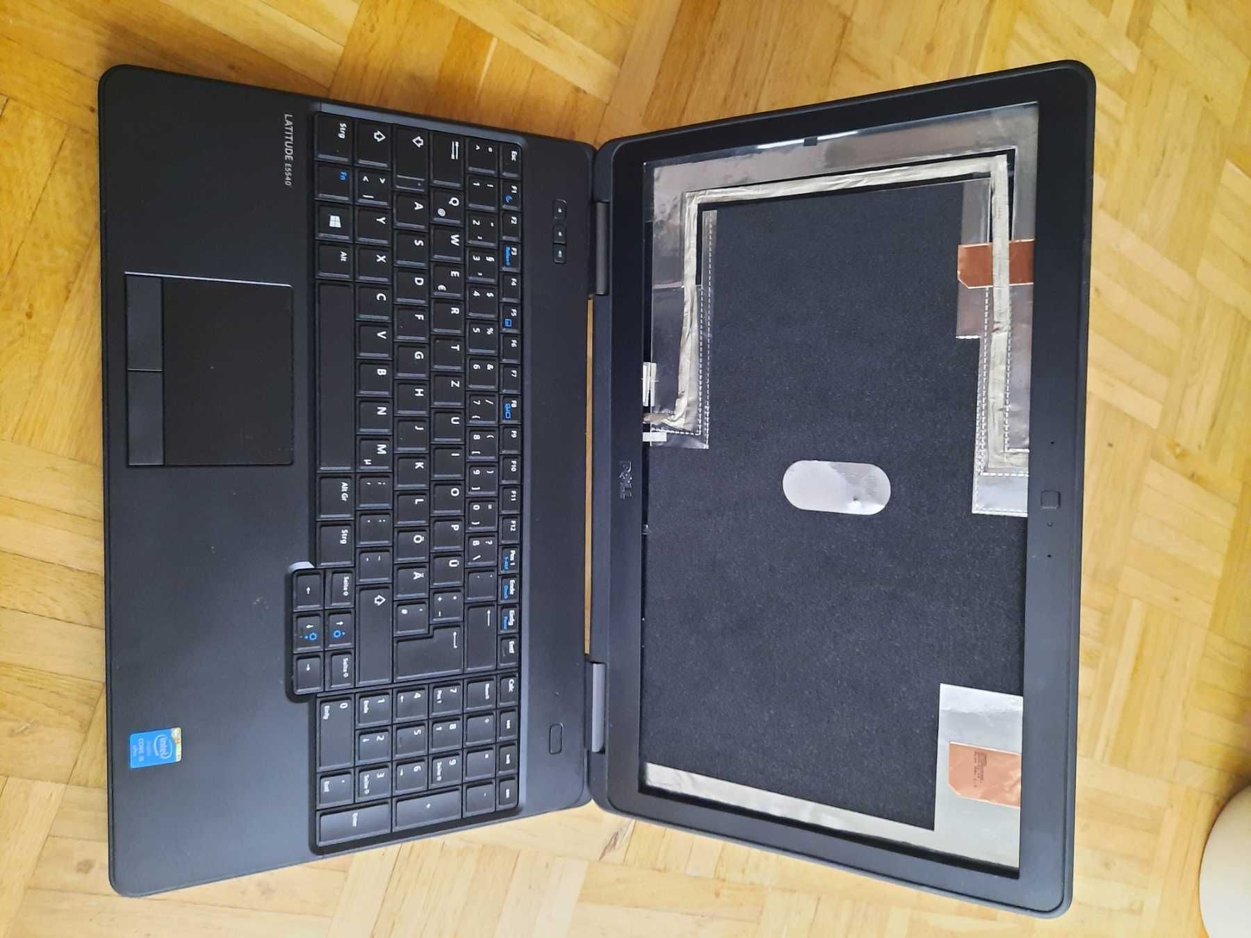 Цілий корпус Dell E5540