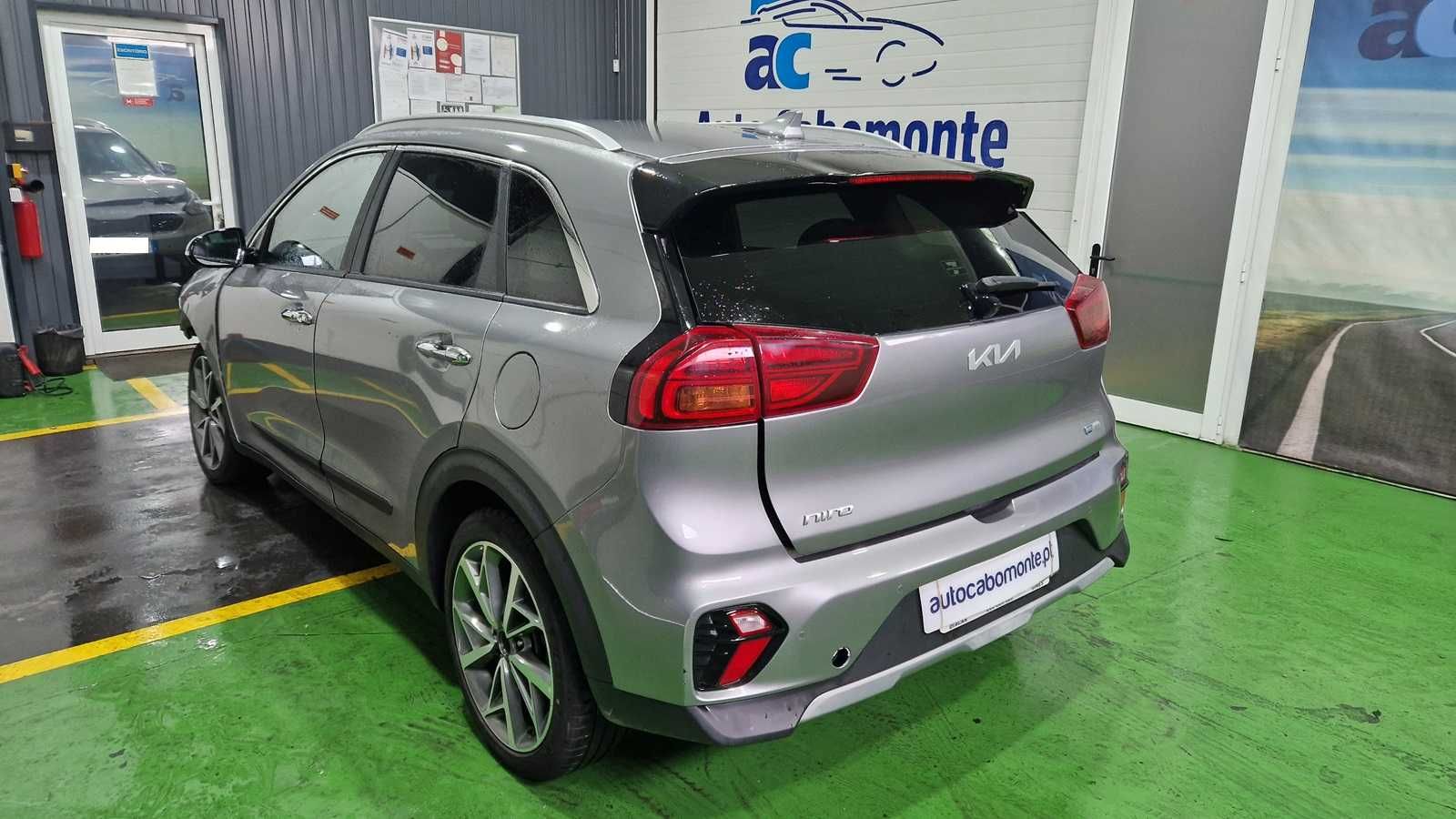 Kia Niro 1.6 GDI HEV Tech - Salvado