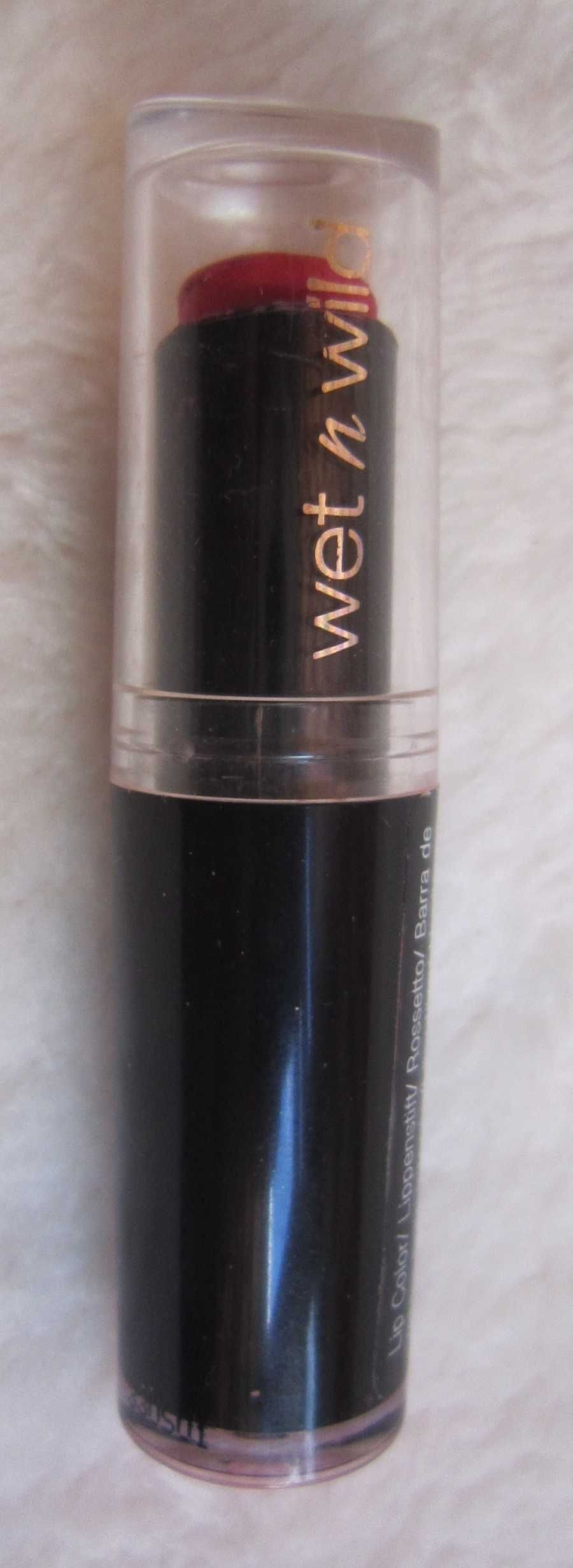 Batom Wet N'WIld Coral-ine E909D