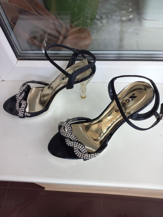 Жіноче взуття літне