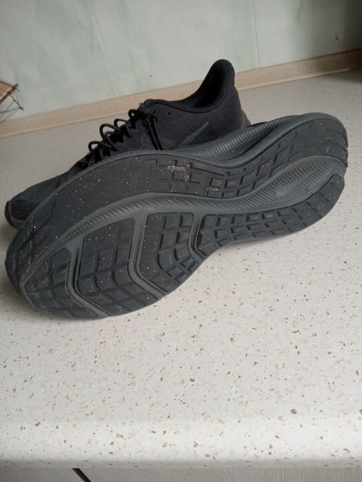 Buty Nike używane uszkodzone rozmiar 39