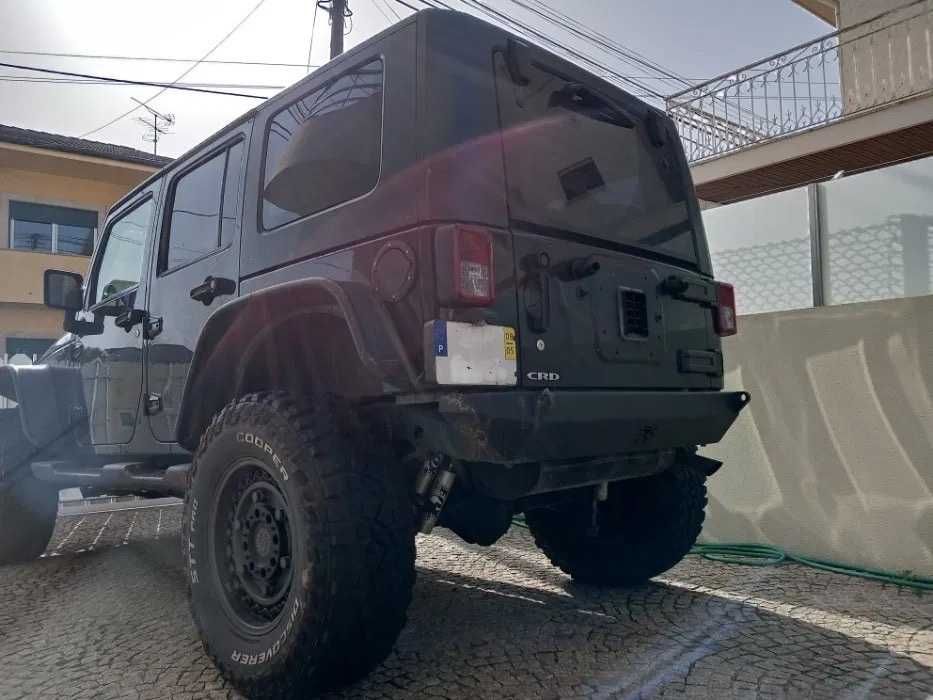 Material Jeep Wrangler JK - Jantes, Pneus, Abas e para-choques