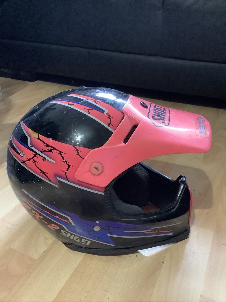 Vendo dois Capacetes Shoei  e AGV