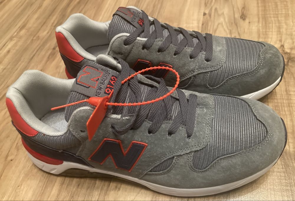 кроссовки NB для спорта