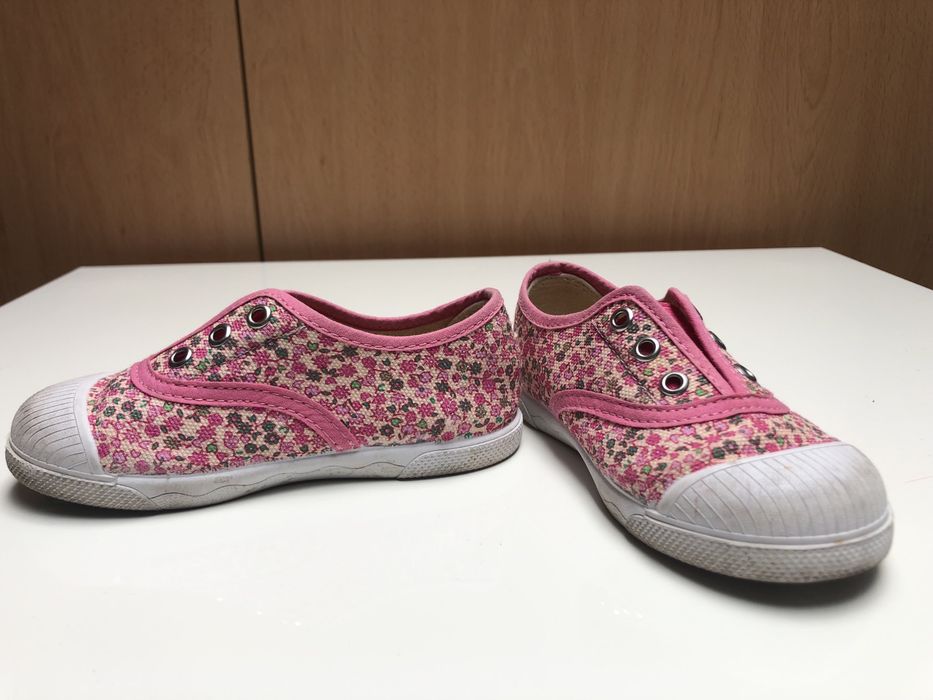 Tenis menina 24 - usados em bom estado