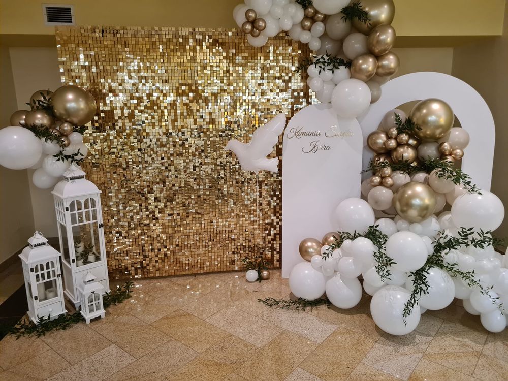 Złota ścianka cekinowa do zdjęć dekoracja wesele urodziny chrzest HIT