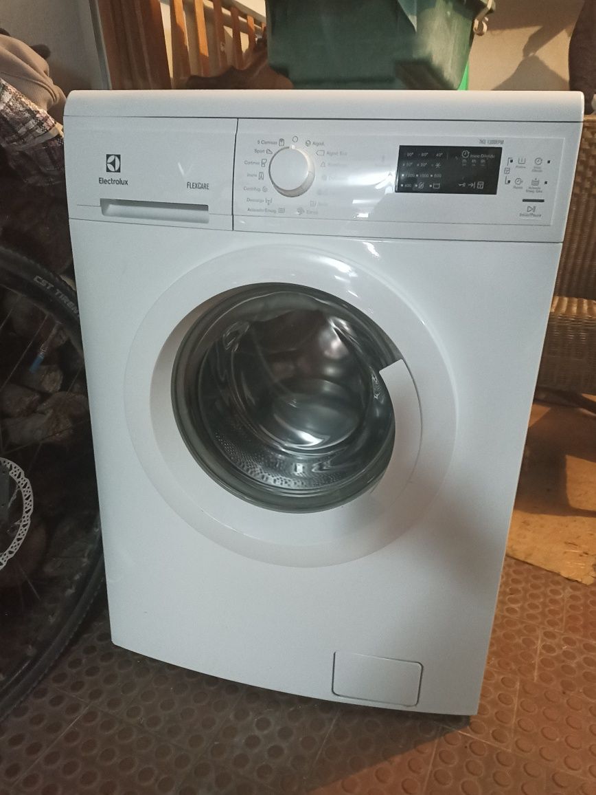 Máquina lavar roupa Electrolux