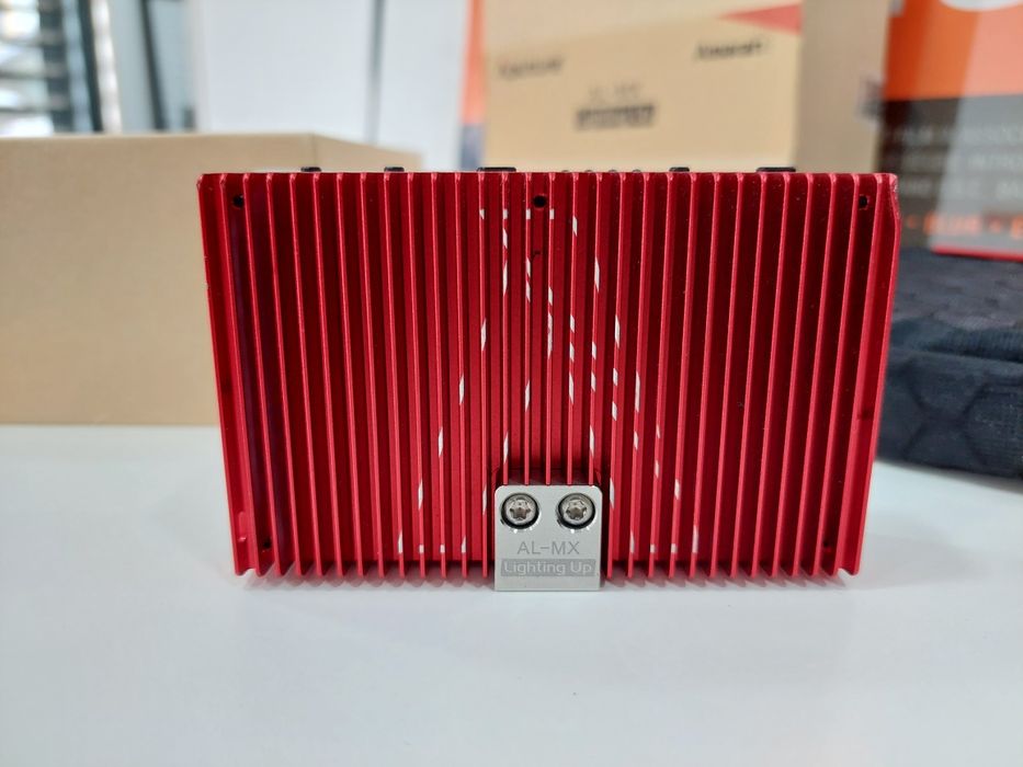 Aputure AL-MX [iluminador led)