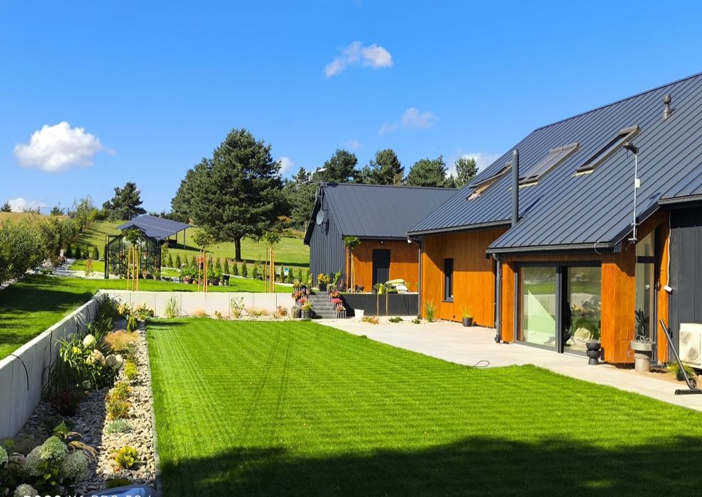 Nawadnianie ogrodu, projekt ogrodu, wykonanie, sadzenie roślin, drzew