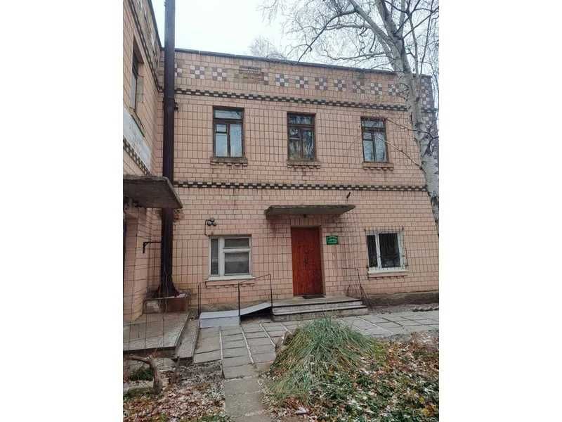 Будівля санітарної станції, 662,72 кв. м, Помічна, вул. Перемоги, 89Б