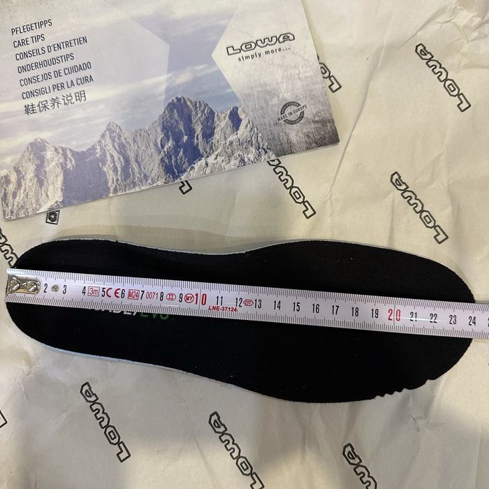 LOWA. Жіночі черевики Треккінг Оригінал. Gore - tex. Р. 37.1/2 -41.1/2