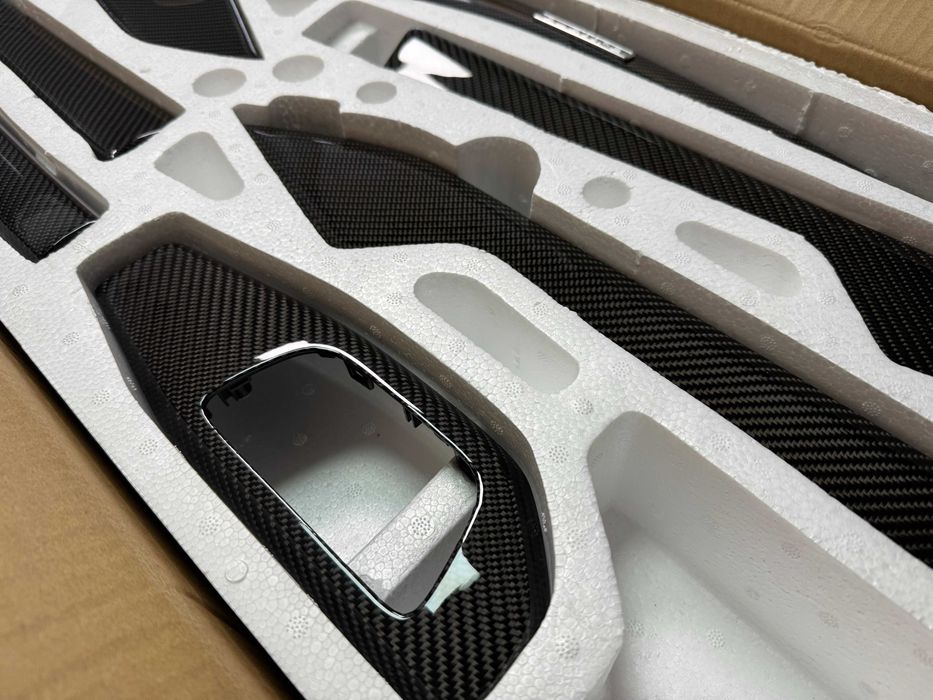 Декор салону Audi A4 B9 Карбон/Carbon