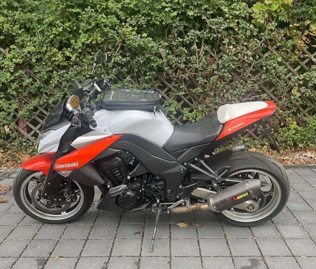 Kawasaki z1000 mt09 cb1000r