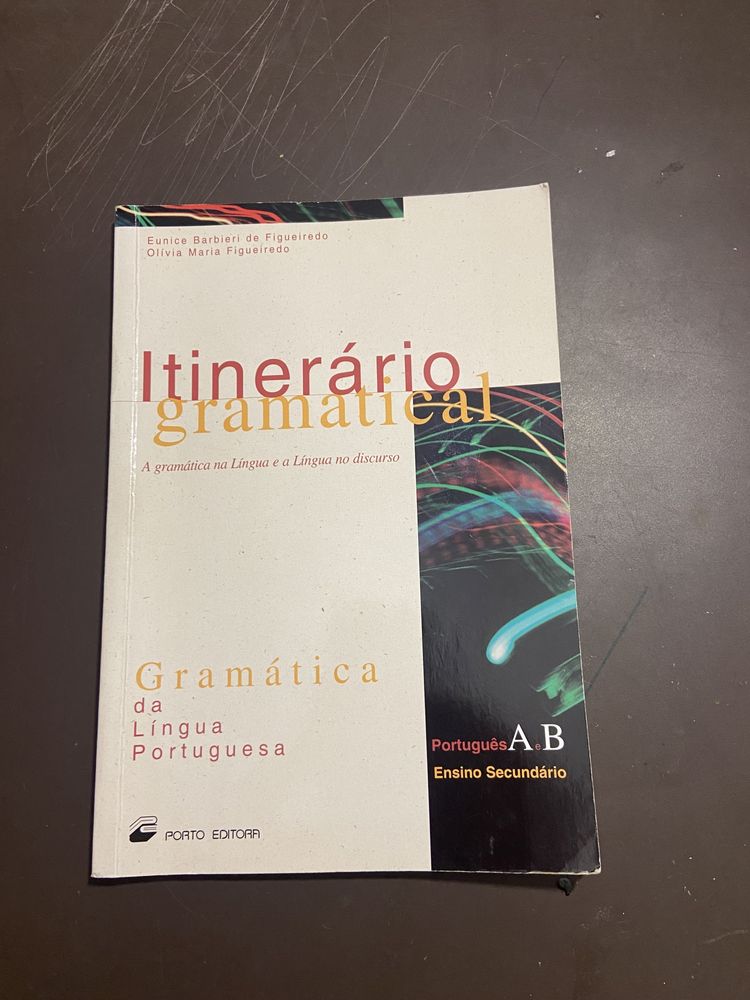 Livro itenerário gramatical