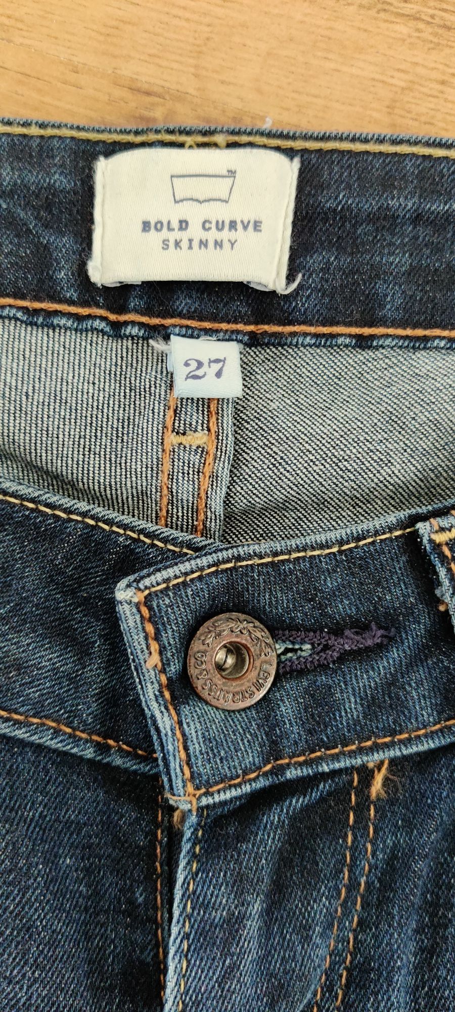 Spodnie jeansowe Levi's roz 37