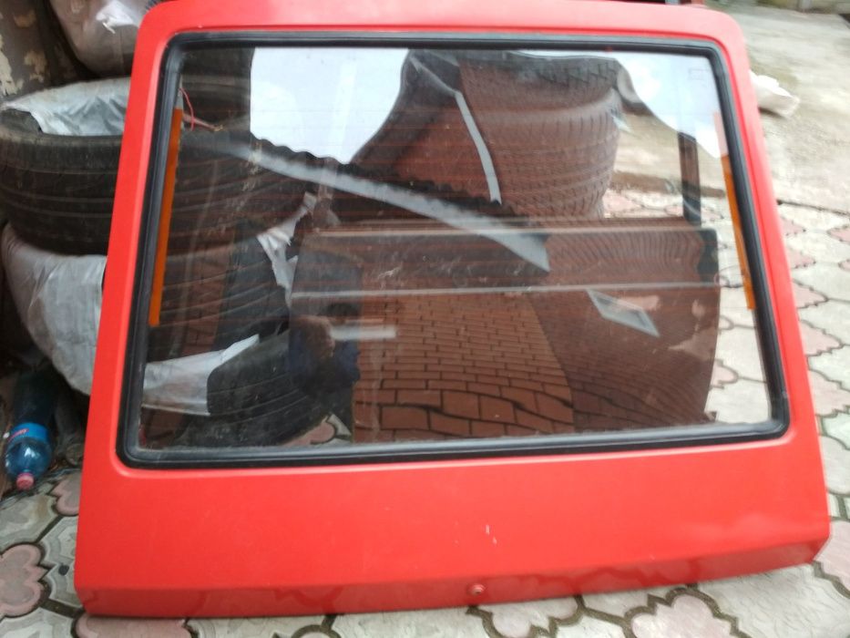 задняя крышка багажника АЗЛК2141