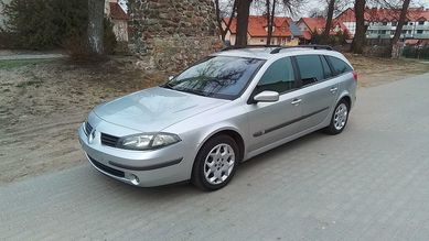 Renault Laguna 1.6 benzyna mały przebieg klima lift stan bdb