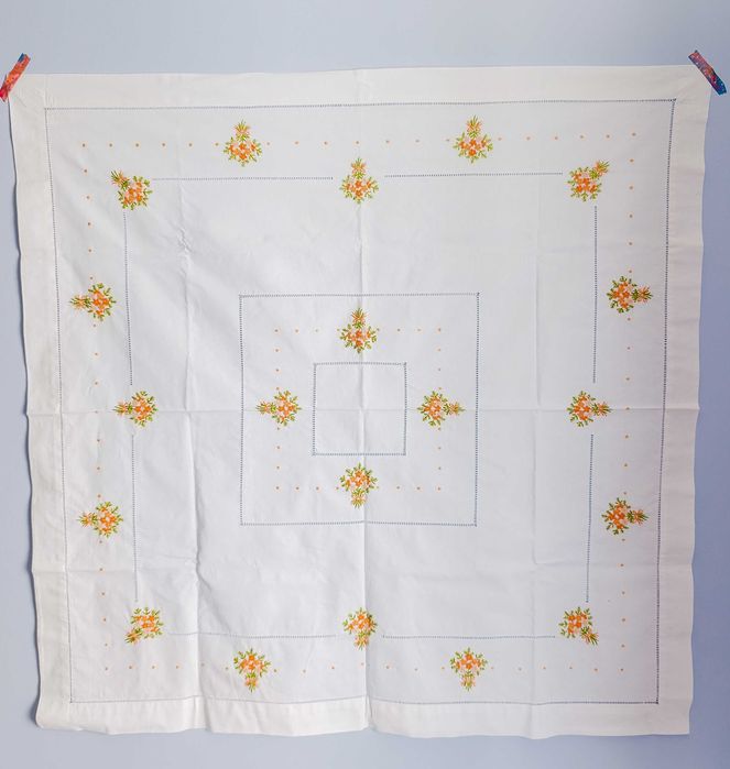 Toalha de Chá Bordada