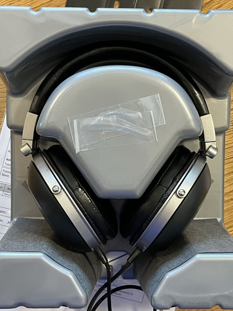 Denon AH-D2000 kultowe słuchawki audiofilskie stan kolekcjonerski