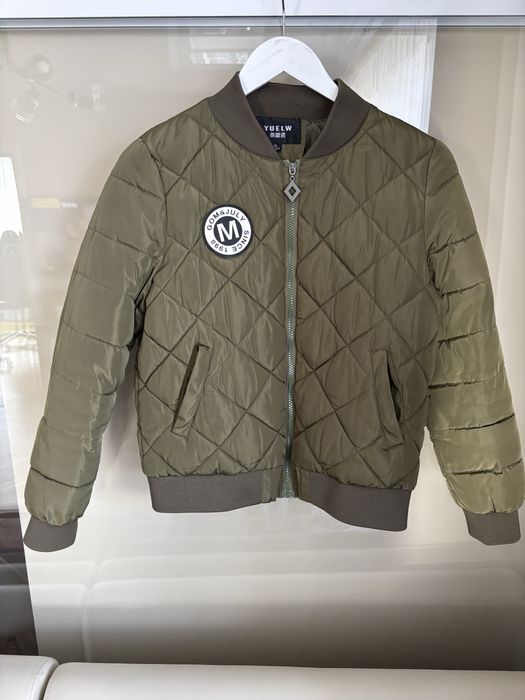 Жіночий бомбер- куртка