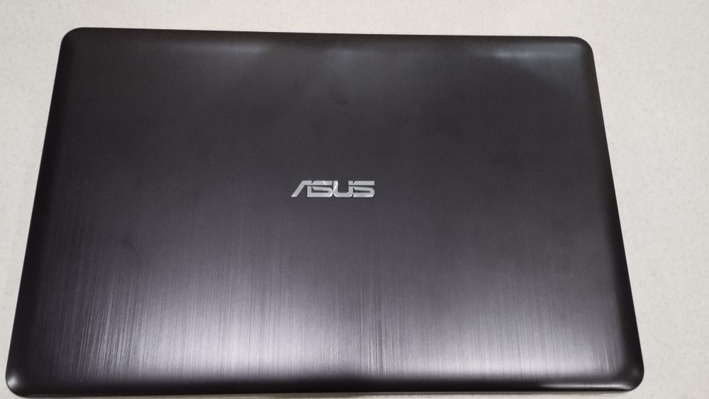 Laptop ASUS X540S