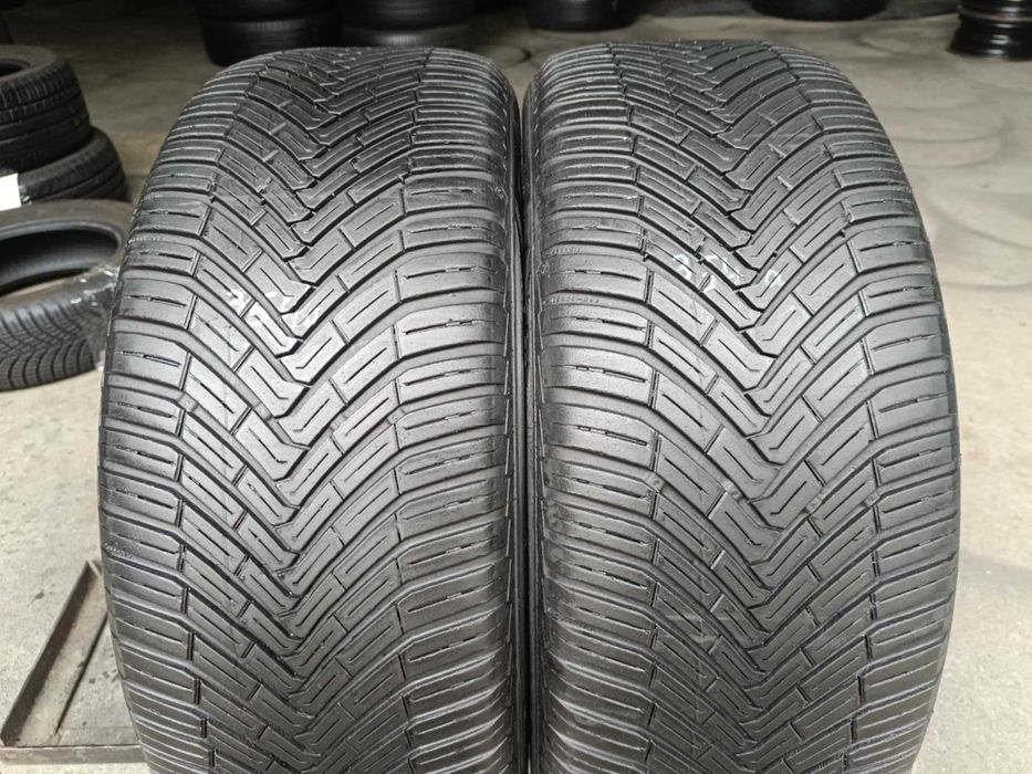 2x 235/55r18 Continental All season contact 100v 354a