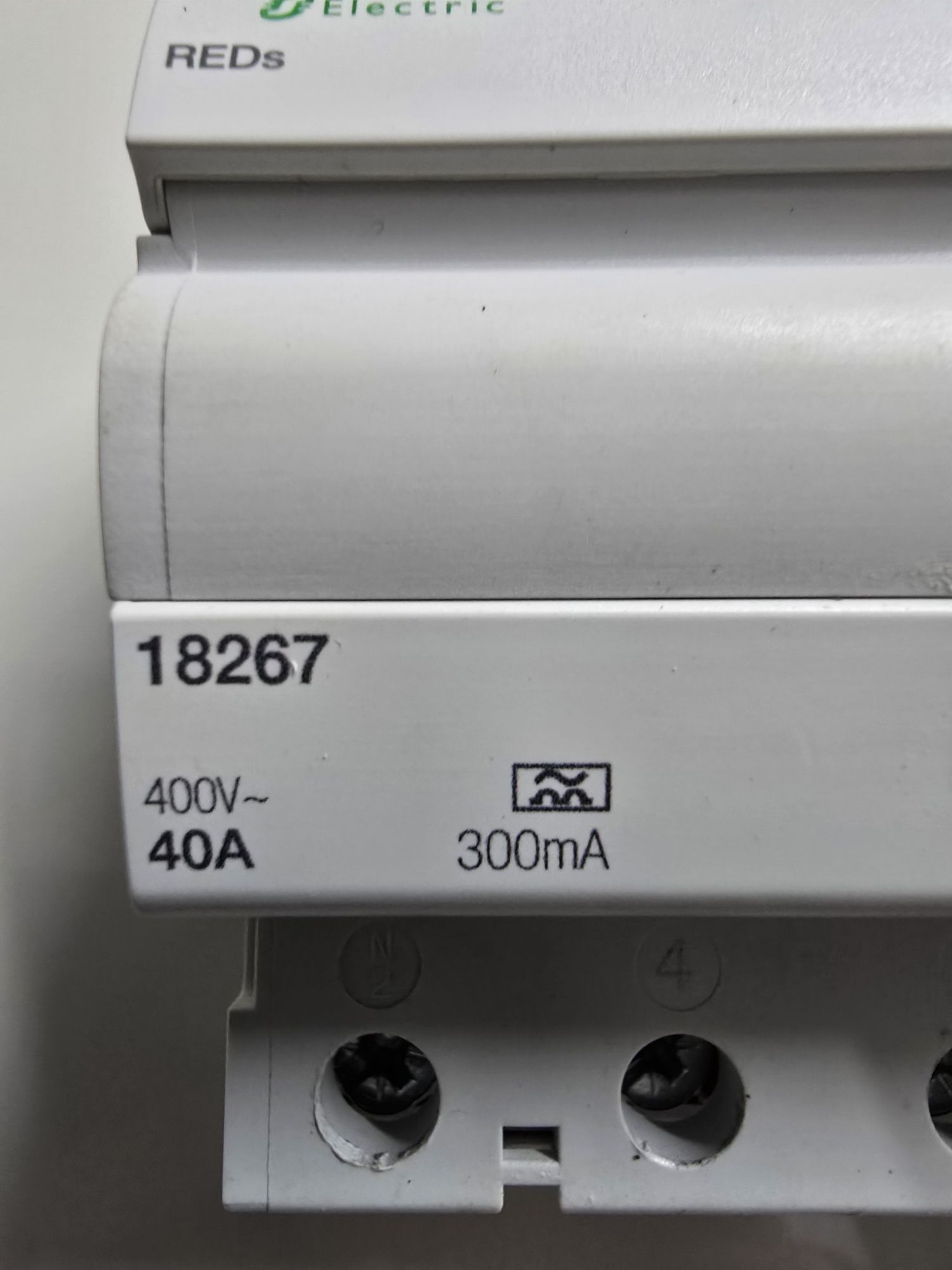 Vendo Diferencial 40 A shnaider