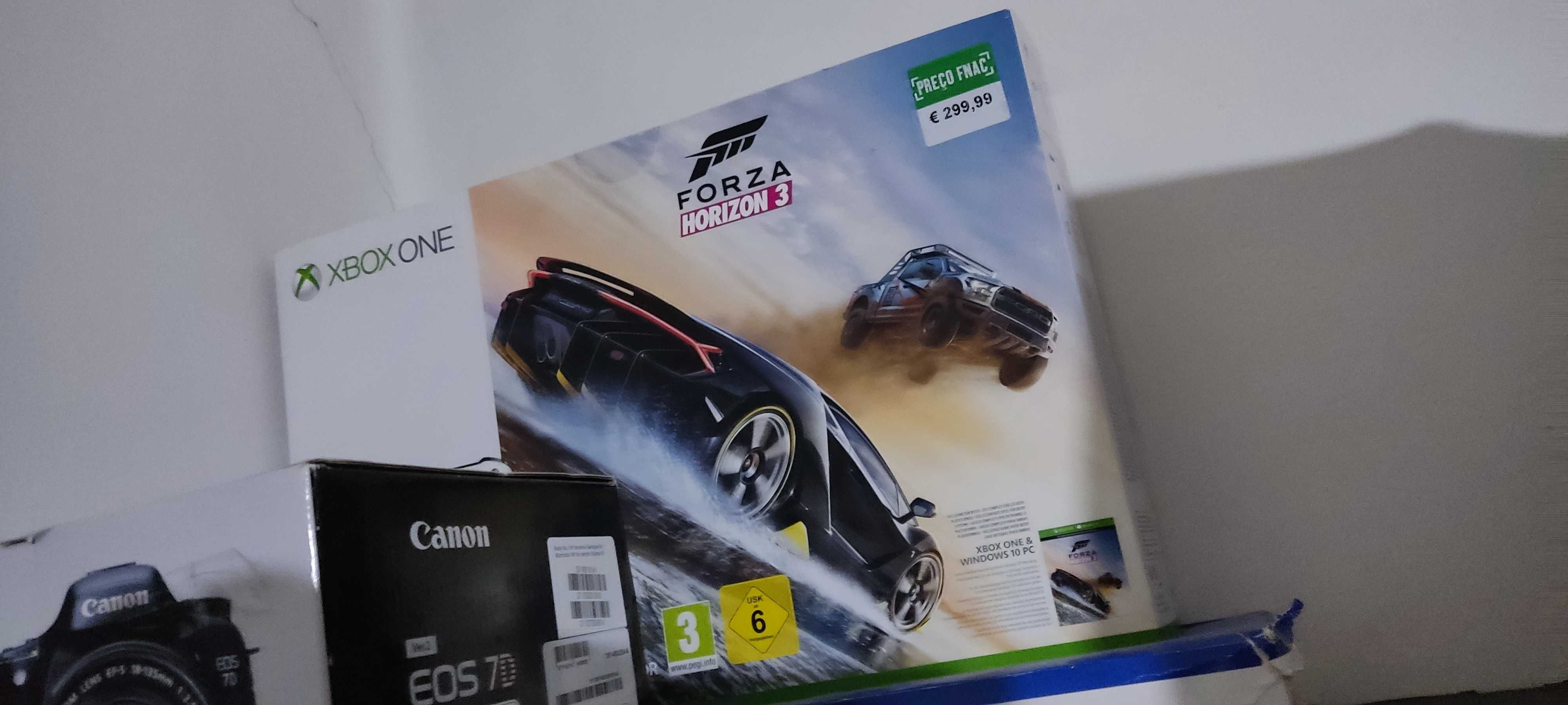XBox ONE de 500gb como nova + comando + 4 Jogos + caixa