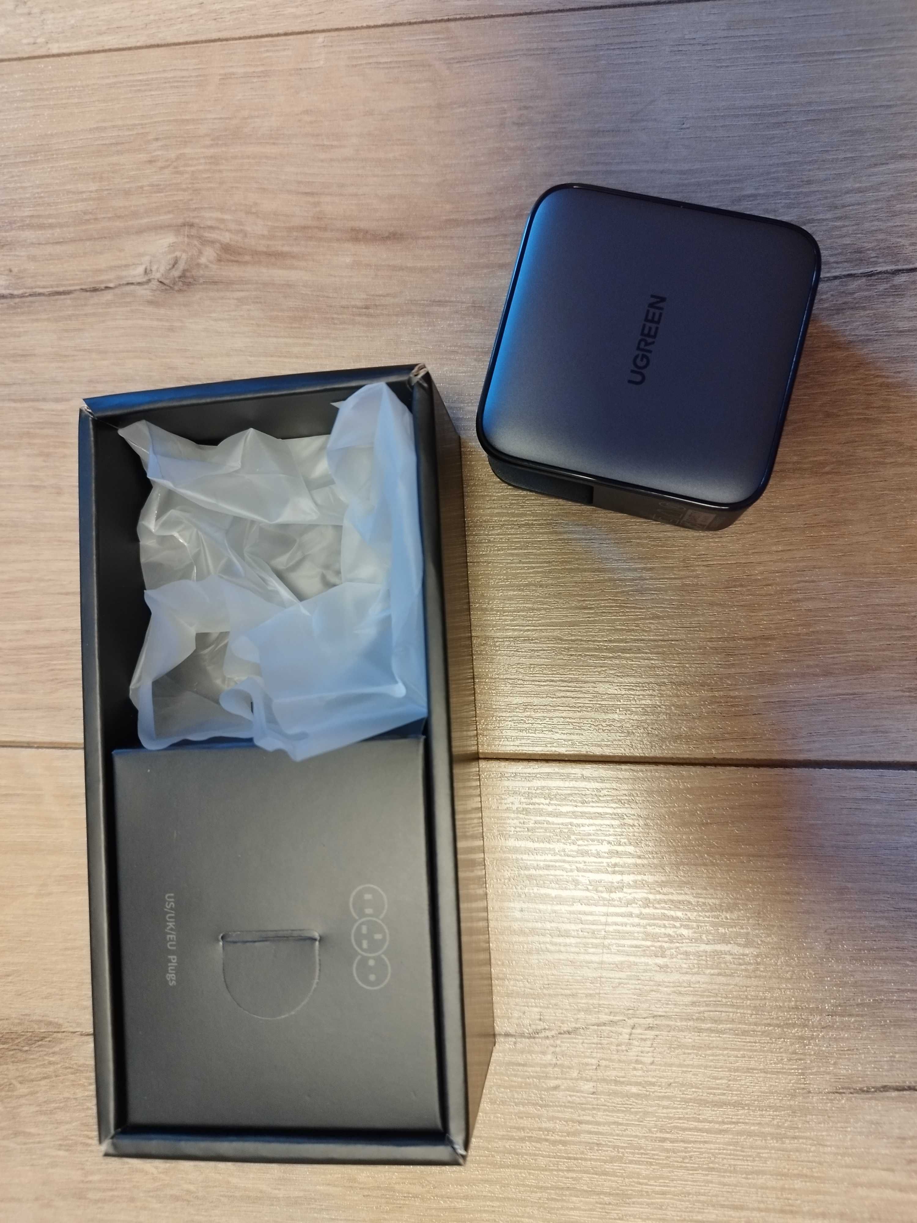 Szybka ładowarka sieciowa  65W 2xUSB-C 1x USB-A QC do laptopa tabletu