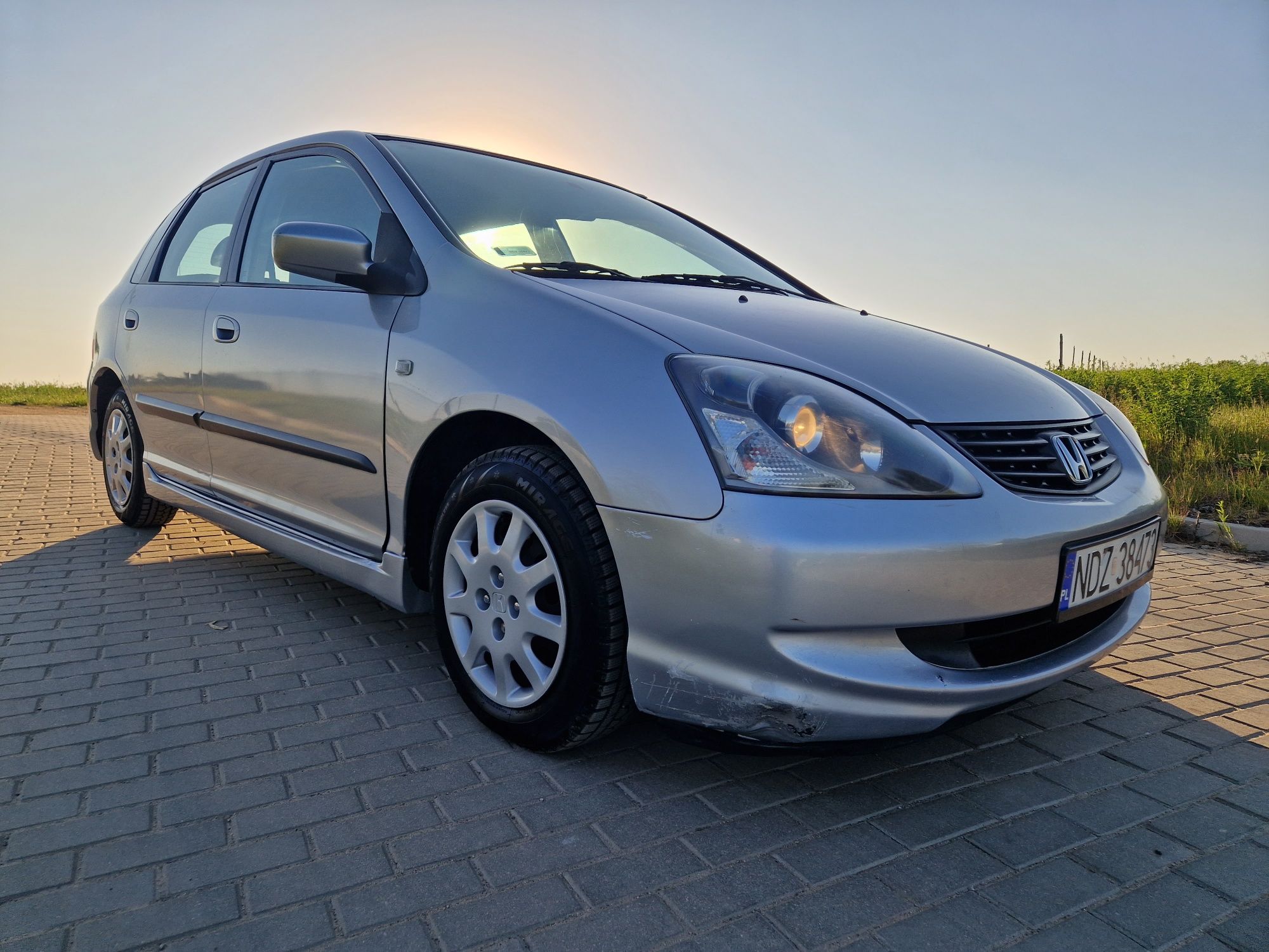 Honda Civic 1.4 benzyna, 2004r. zadbana i ekonomiczna