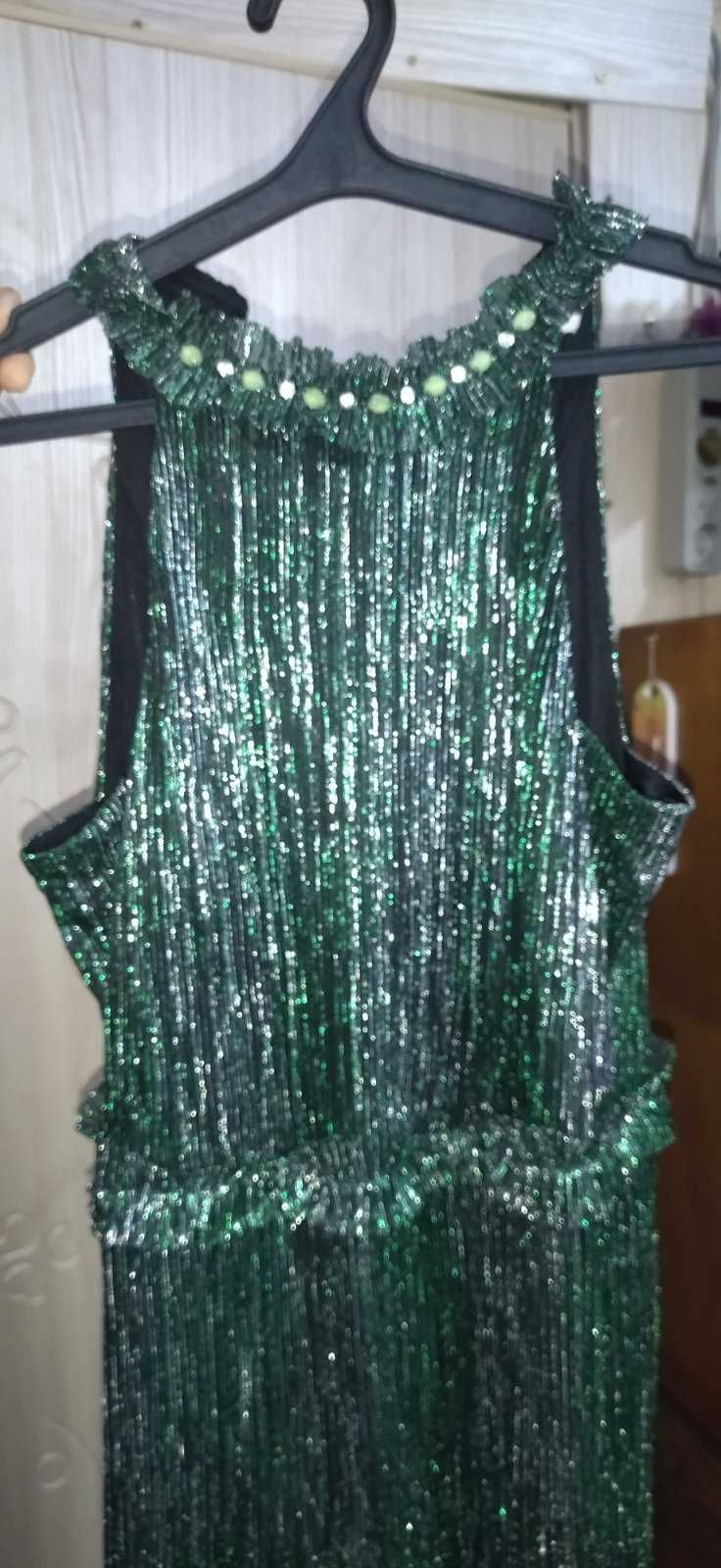 Нова зелена мерехтлива вечірня сукня