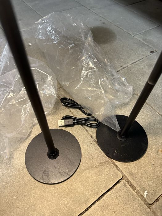 Zestaw dwóch czarnych lamp na USB